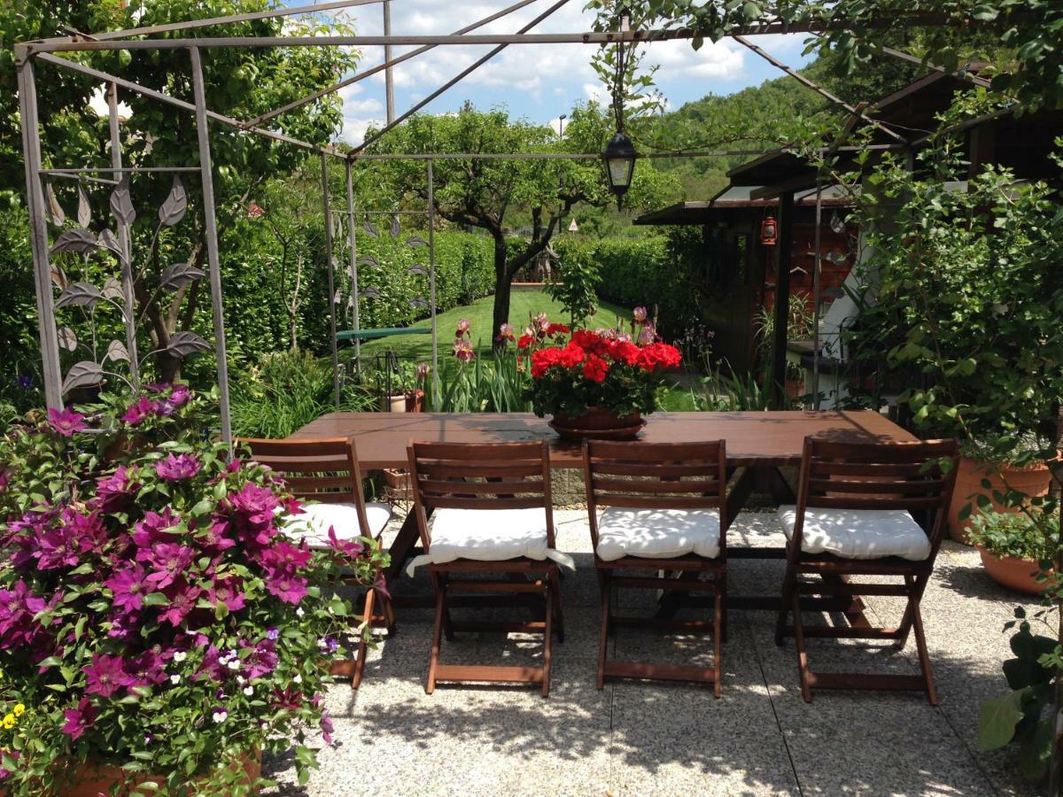 Villa "Corte De' Baldi" Ortignano Raggiolo Kültér fotó