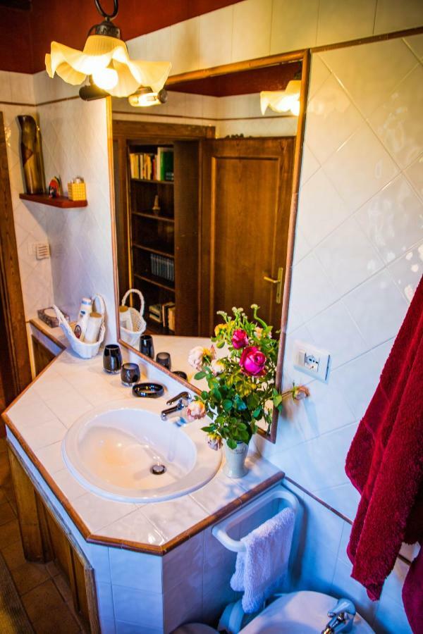 Villa "Corte De' Baldi" Ortignano Raggiolo Kültér fotó