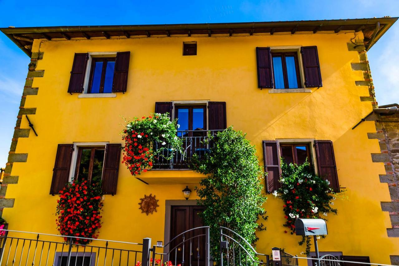 Villa "Corte De' Baldi" Ortignano Raggiolo Kültér fotó